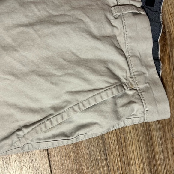 Tommy Hilfiger Denim Shorts Buttoned Back Pockets - Picture 3 of 11